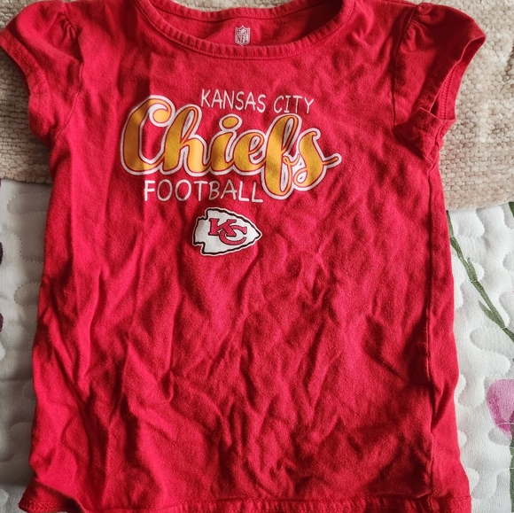 NFL Other - NFL  Chiefs ☃️T Shirt 4T